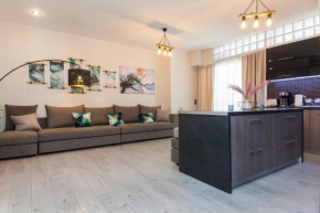 Home in Acropoli, Athen's center, & metro station